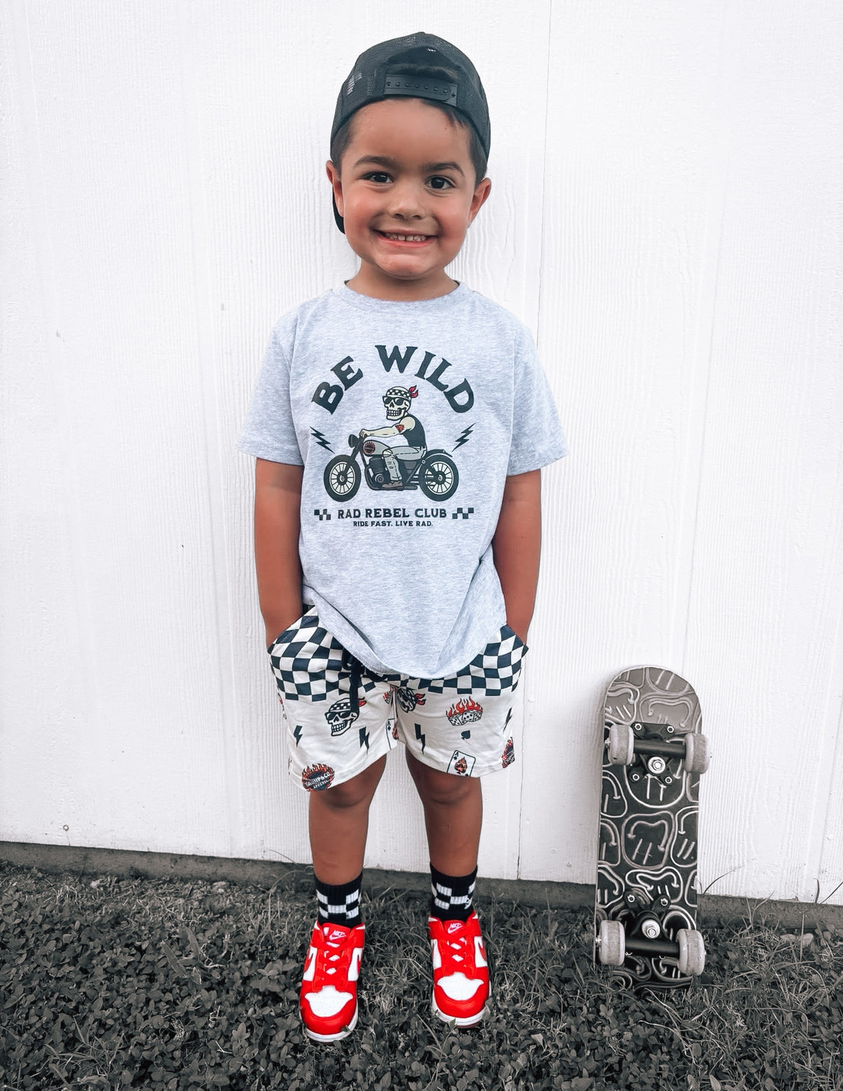 Be Wild | Heather Grey Graphic T-shirt