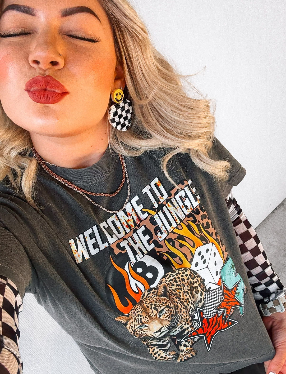 Welcome to the Jungle | Comfort Color Crop Tee- Pepper