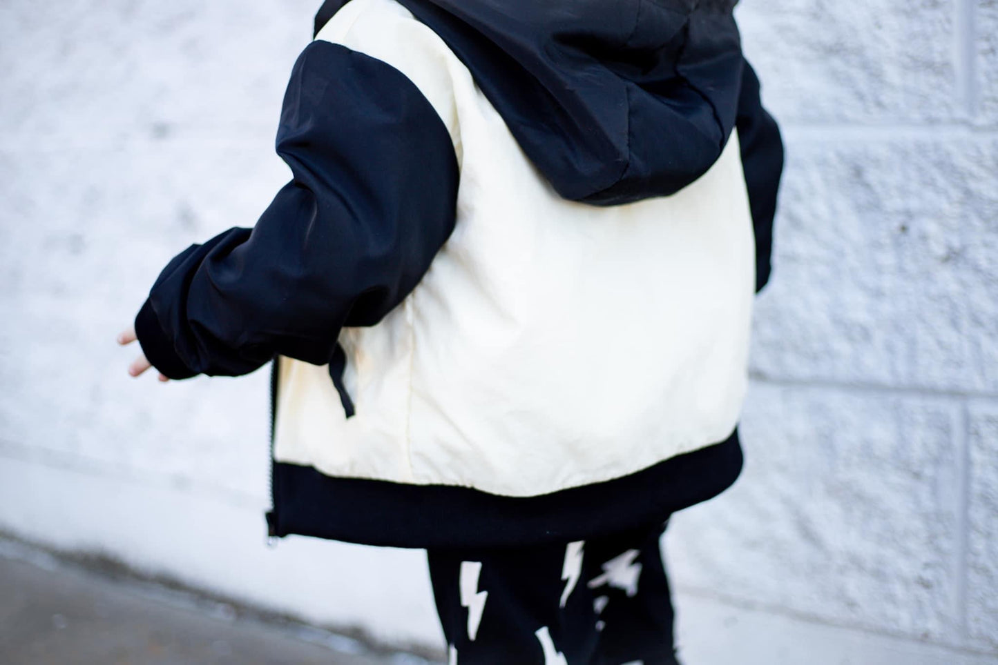 Neutral Windbreaker*