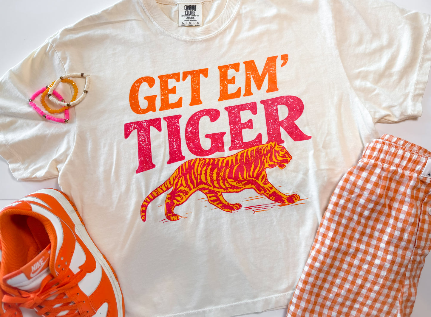 Get Em' Tiger | Comfort Color Crop Tee-Ivory