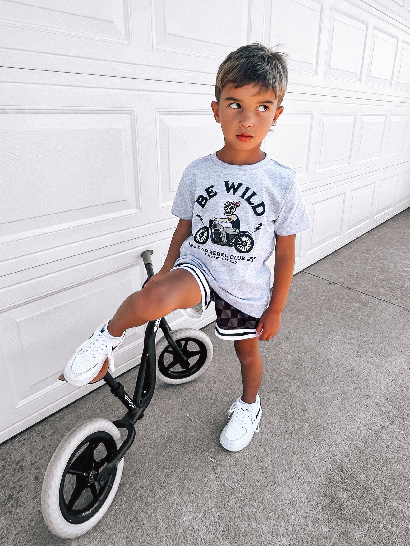 Be Wild | Heather Grey Graphic T-shirt