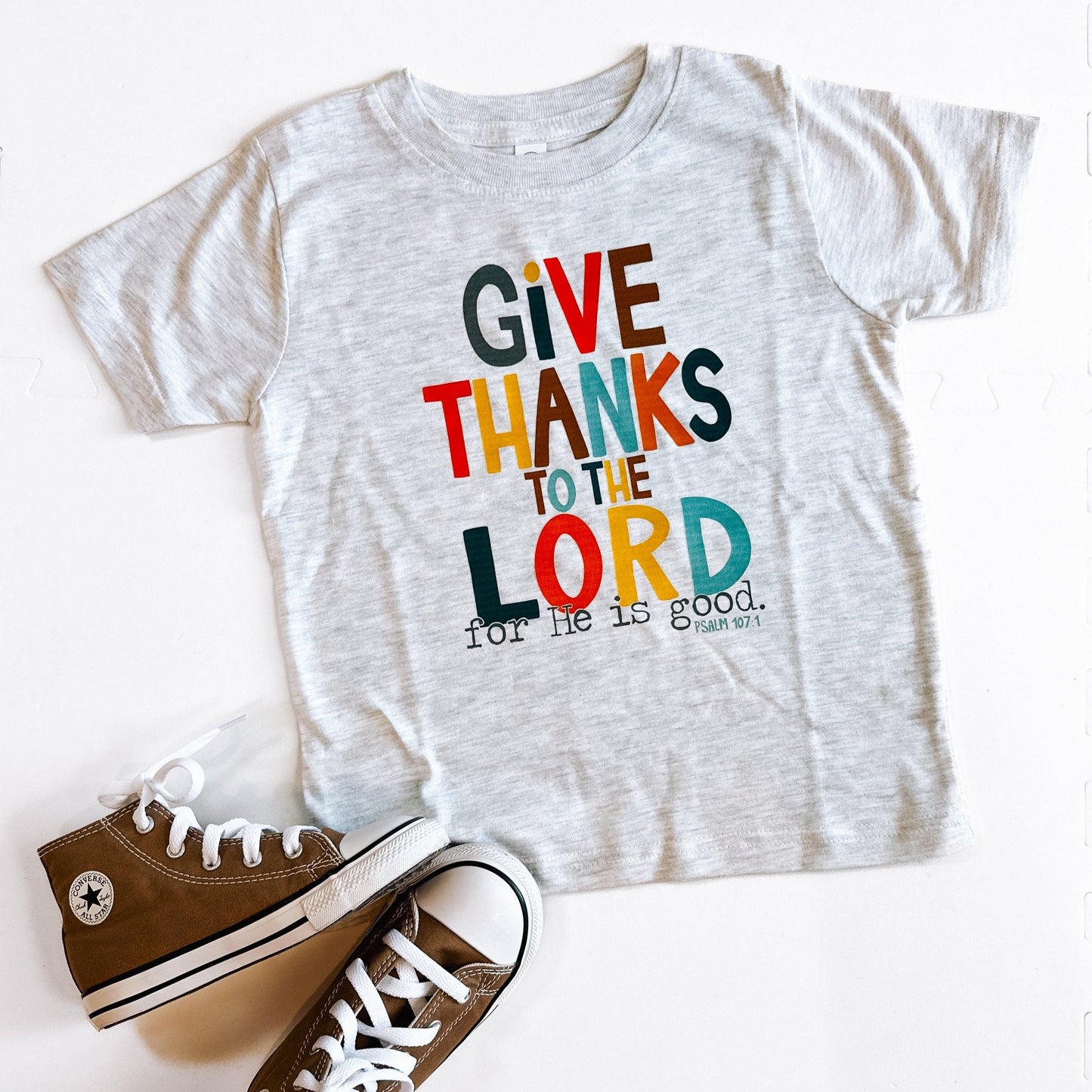 Give Thanks | Ash Grey Graphic T-Shirt