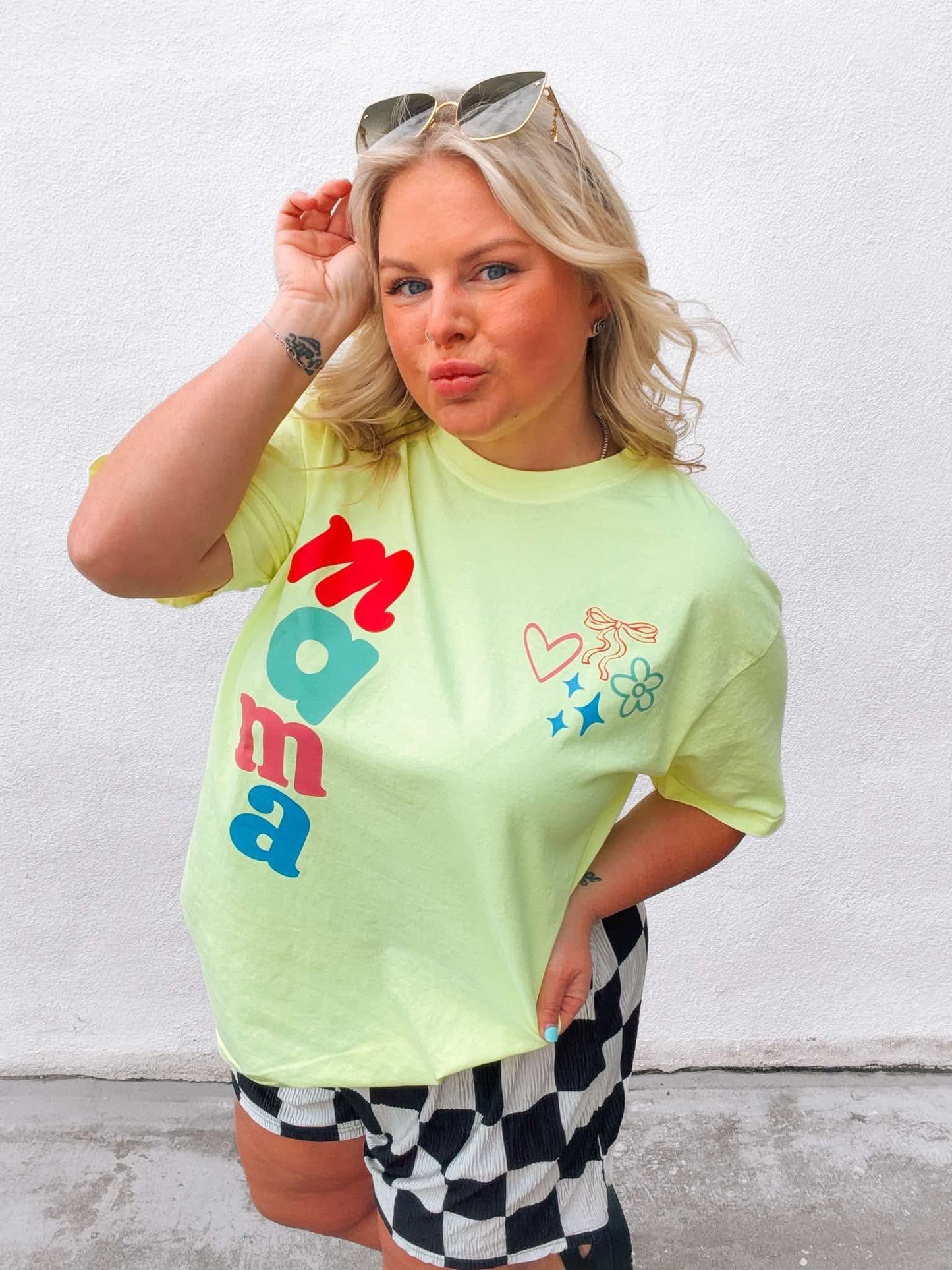 Flower Mama | Neon Lemon Comfort Color