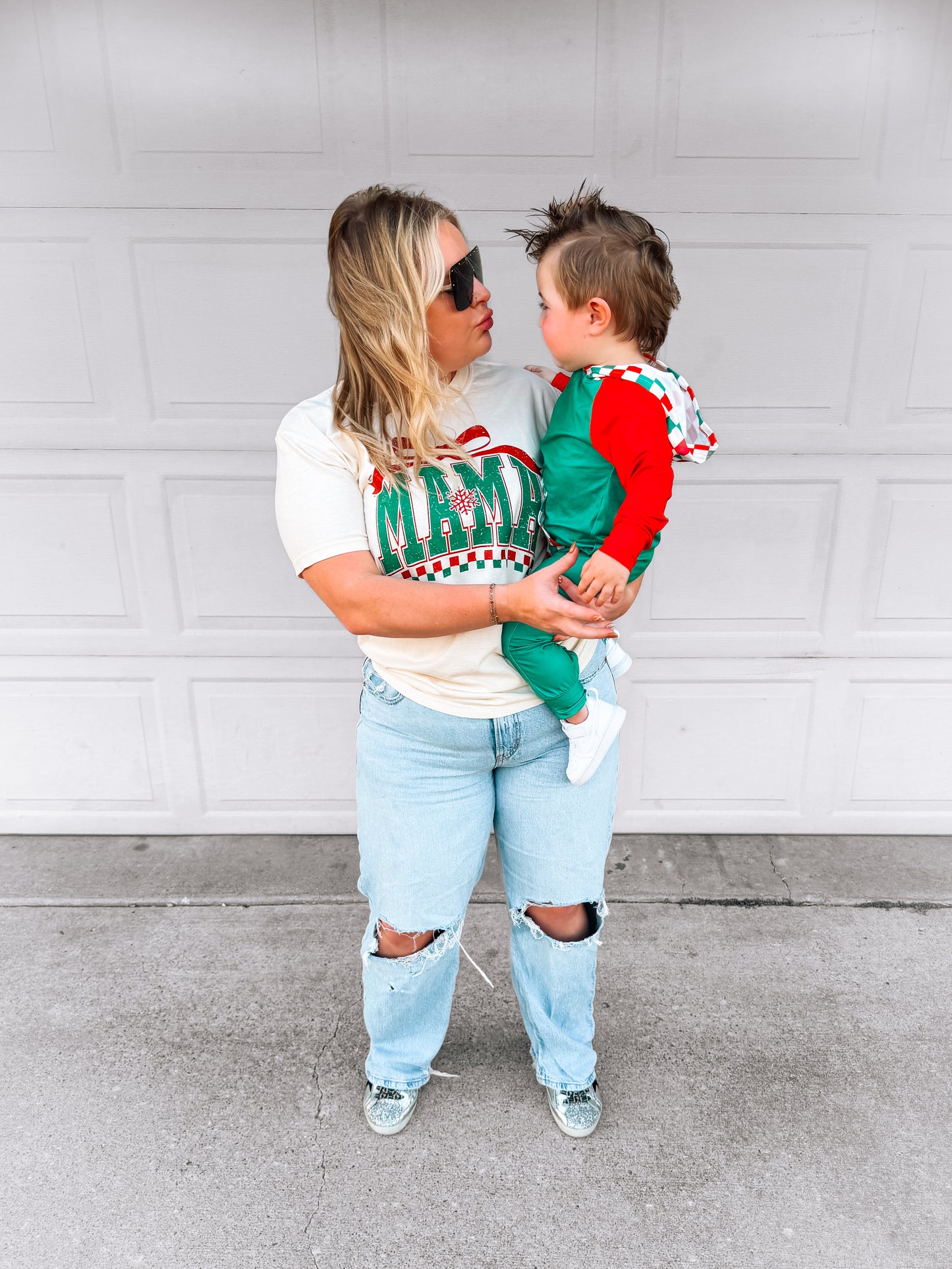 Mama Snowflake | Comfort Color Tee- Ivory