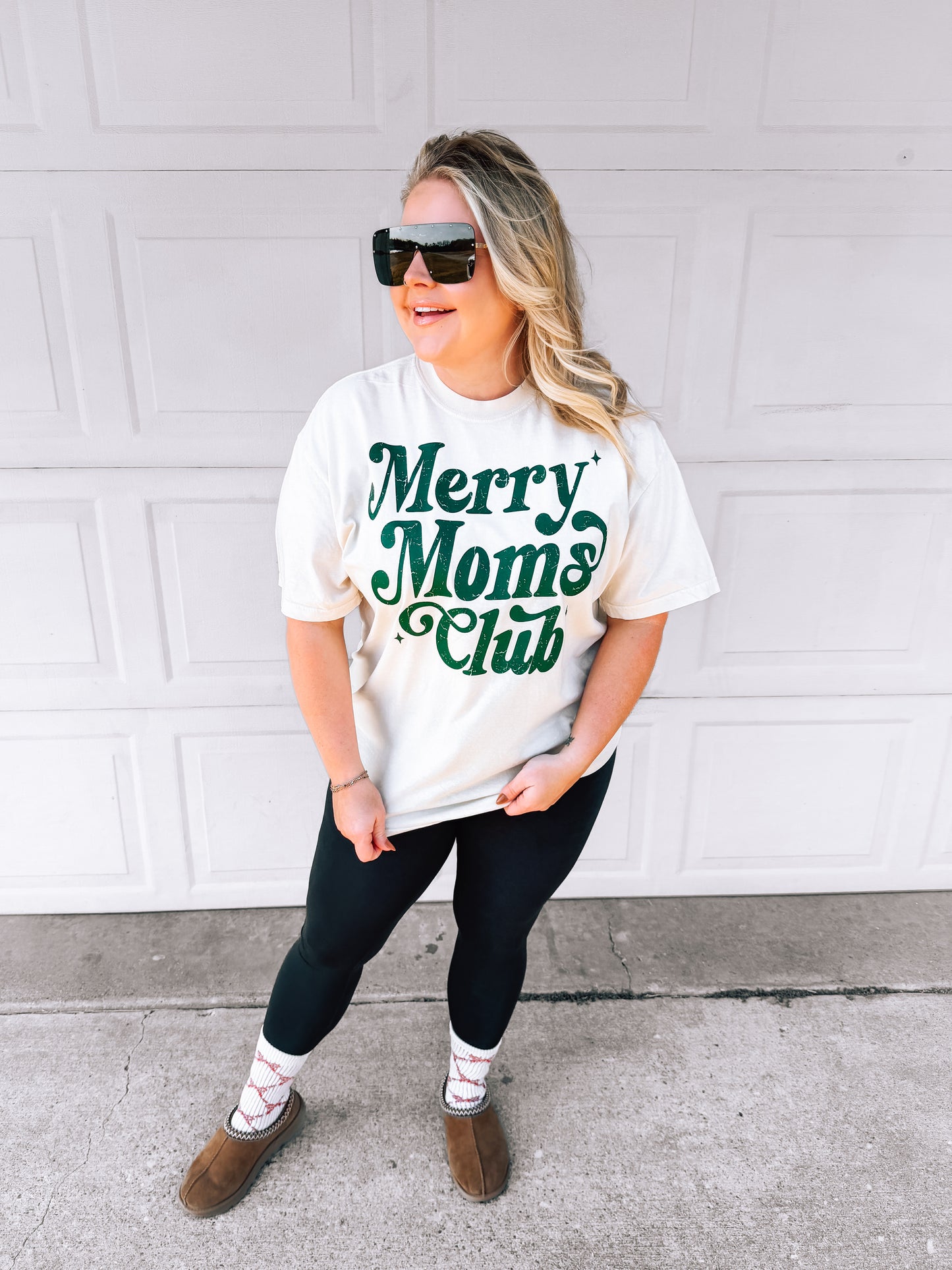 Merry Moms Club | Comfort Color Tee- Ivory