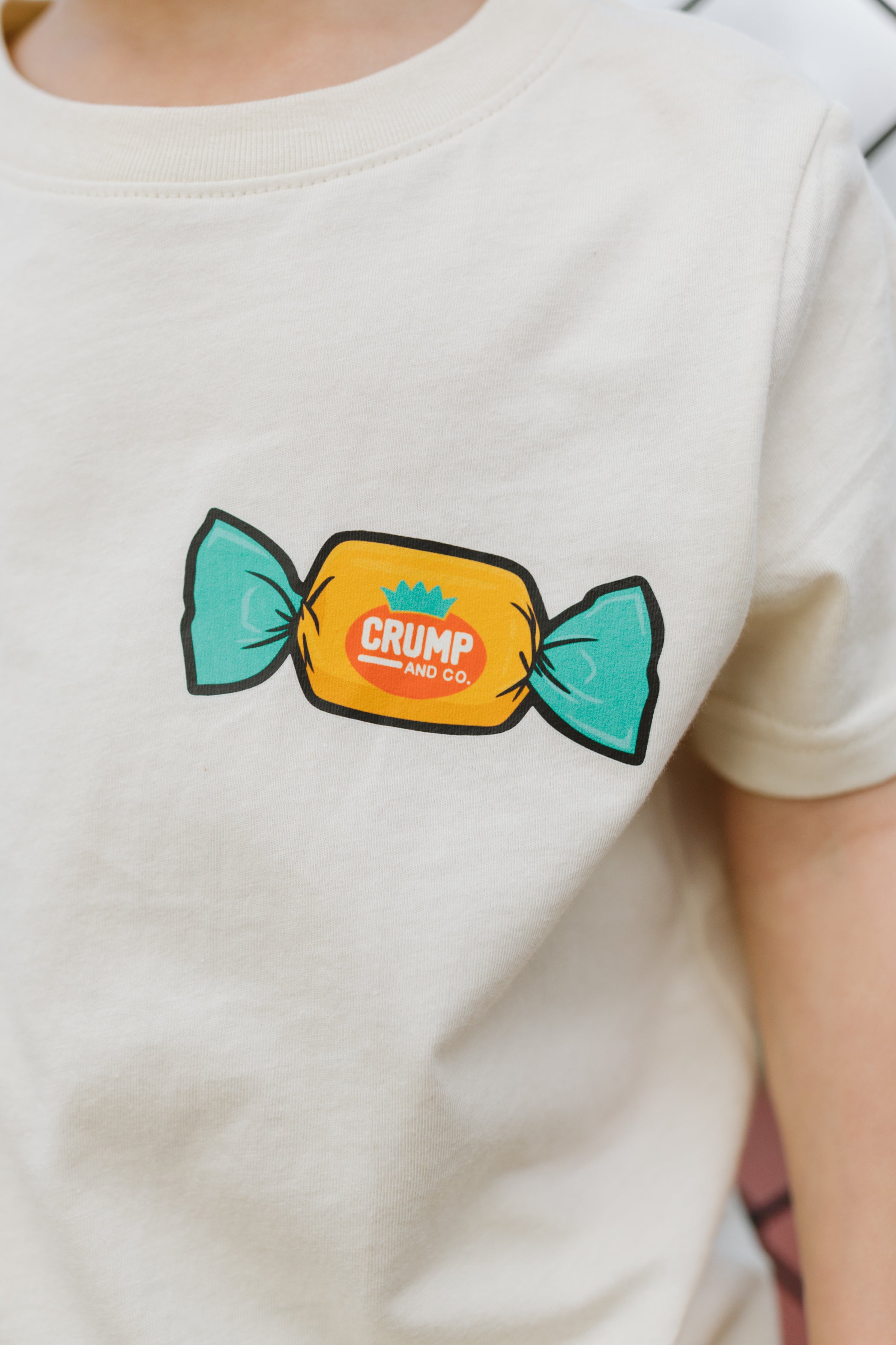Bubble Gum Bucket| Ivory Graphic T-Shirt