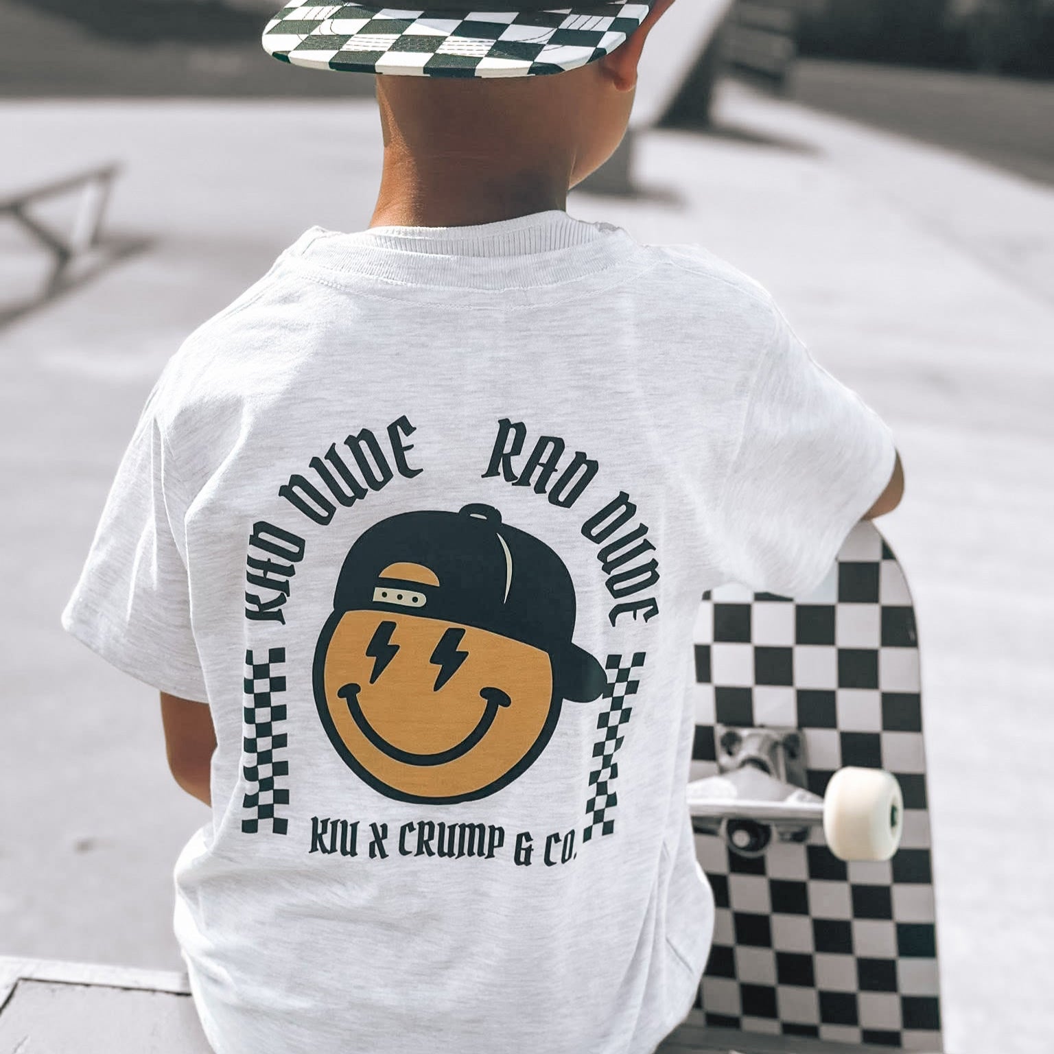 KIU Collab Tee | Grey Graphic T-shirt