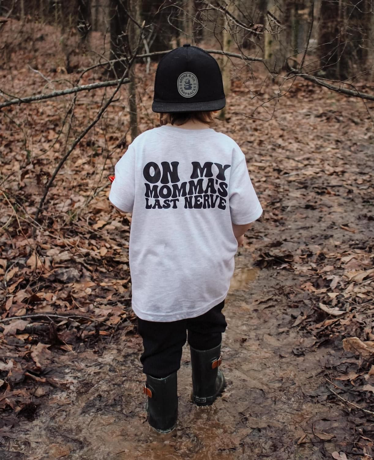 On my Momma's Last Nerve | Grey Pocket Graphic T-shirt