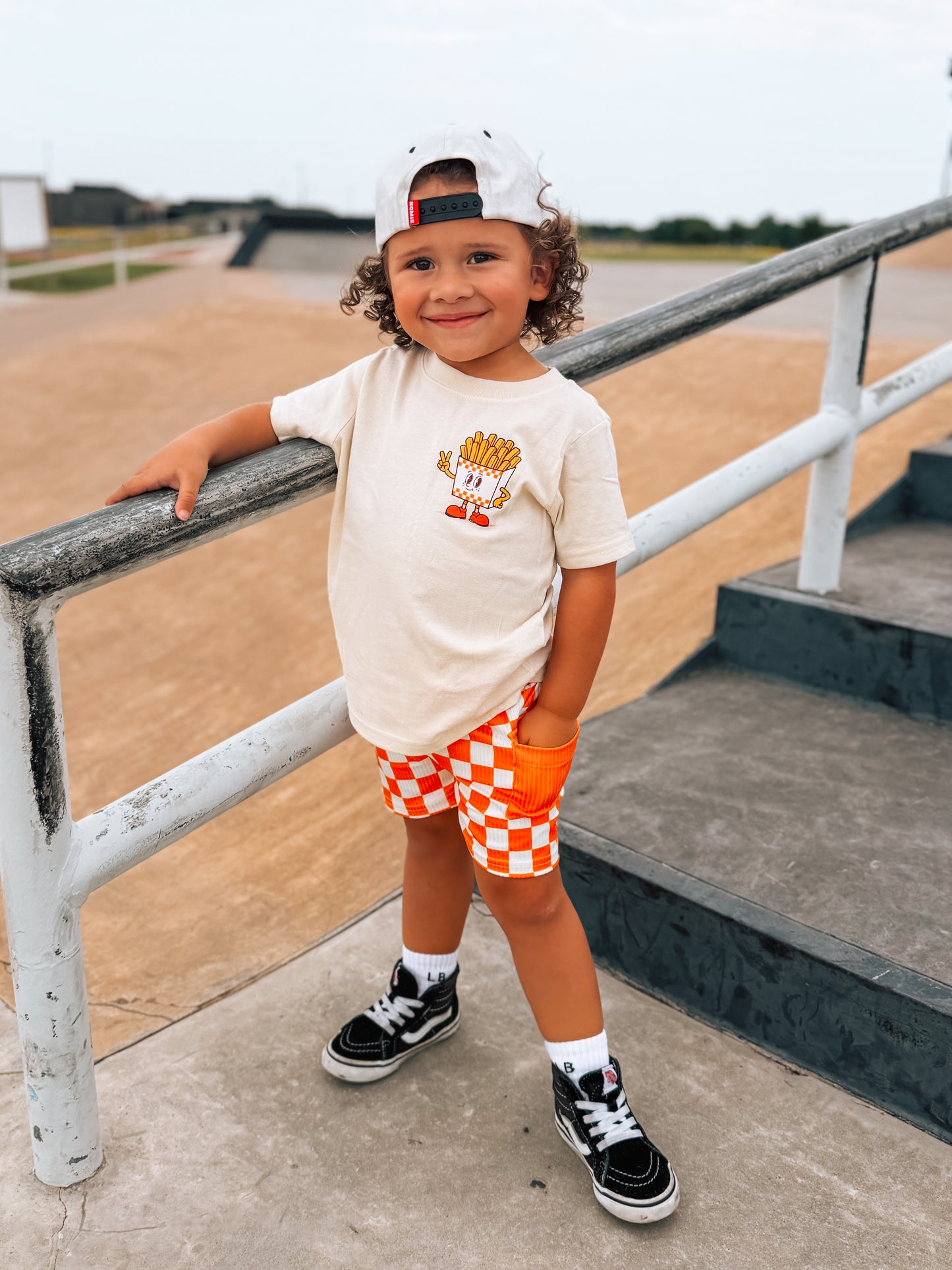 Fry Day | Oatmeal Pocket T-Shirt