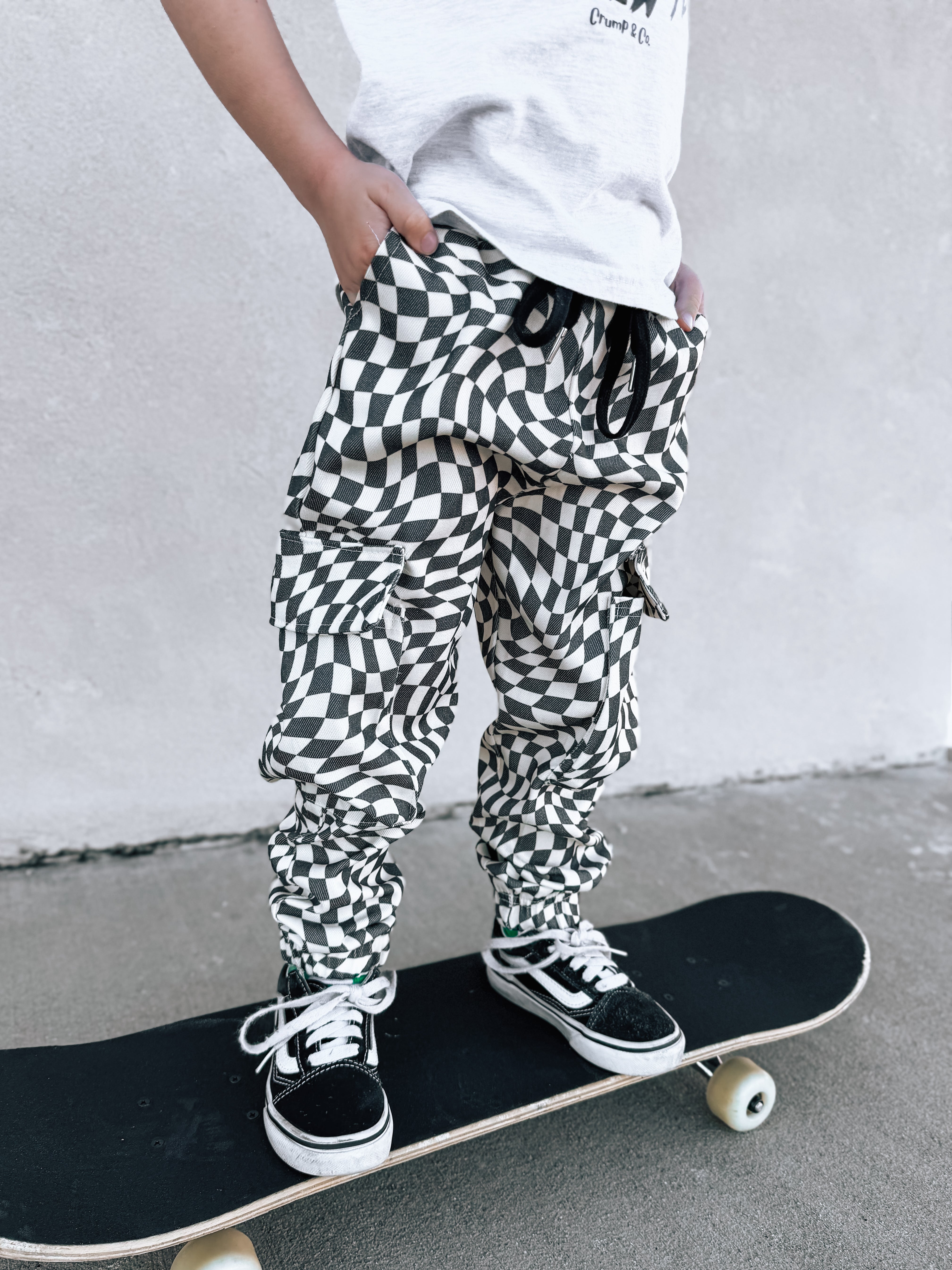 Check Mate | Black Wavy Checker Cargo Jogger Pant