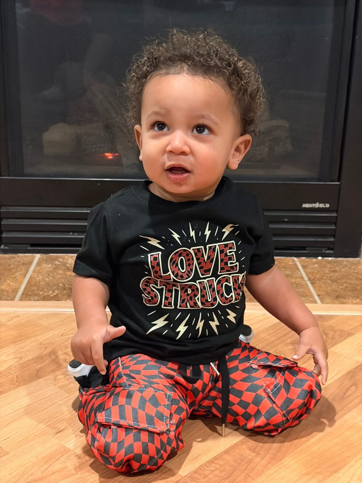 Love Struck | Black Graphic T-Shirt