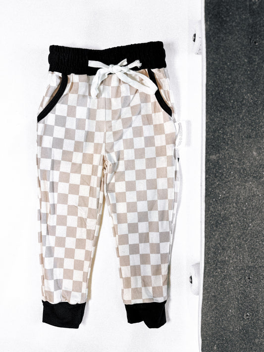 Checker Guy | Lightweight Jogger*