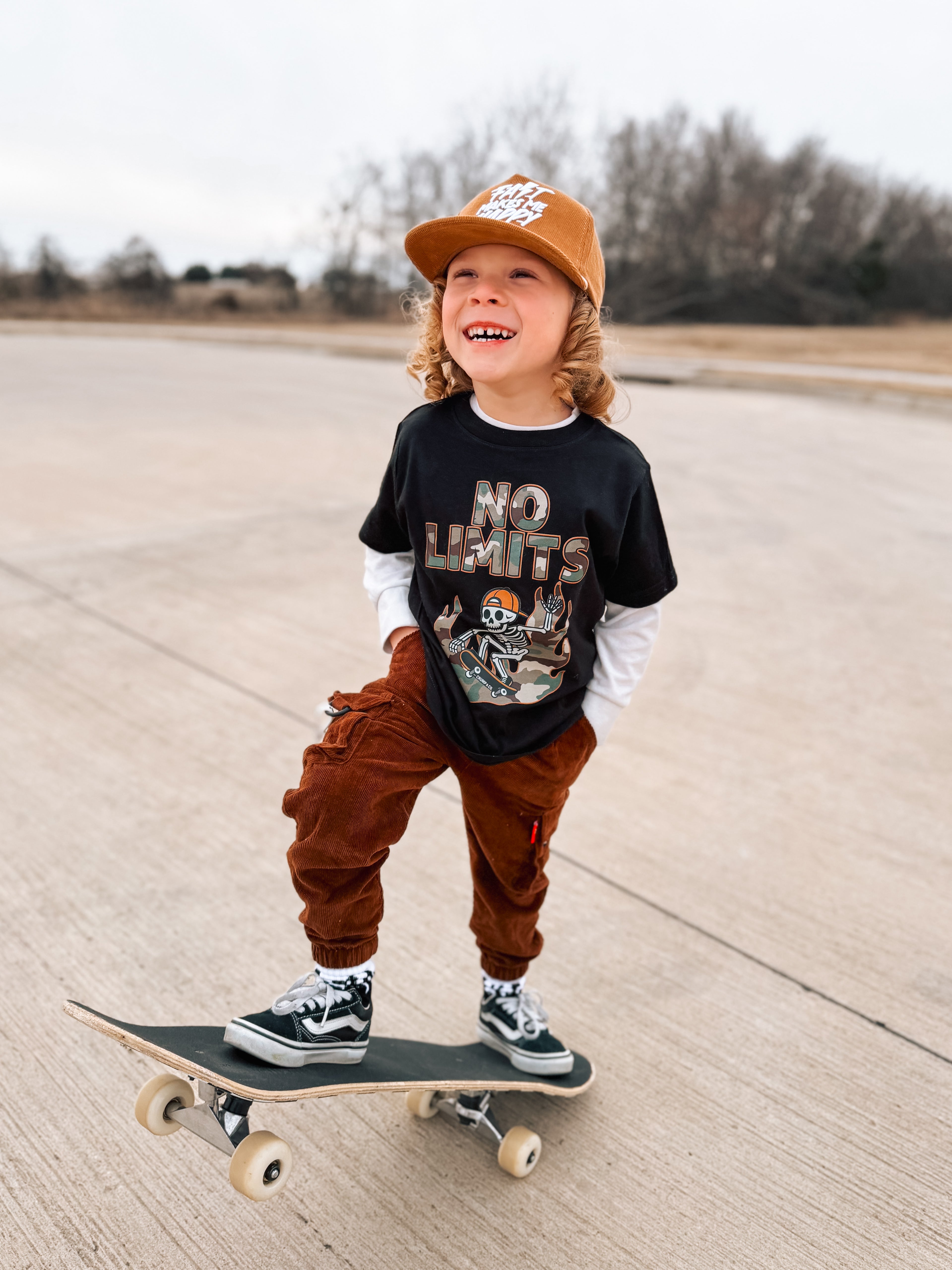 No Limits | Black Graphic T-Shirt