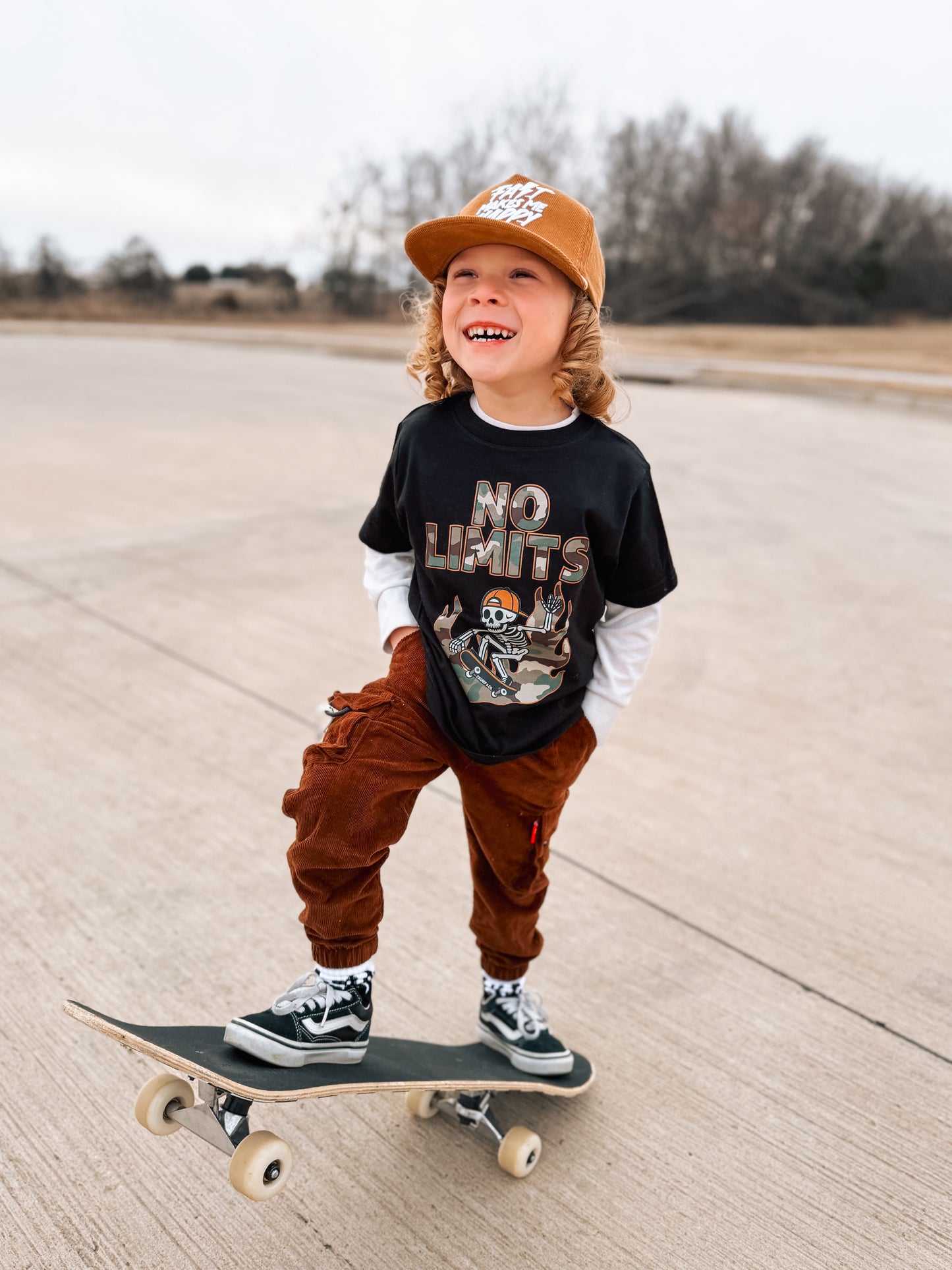 No Limits | Black Graphic T-Shirt