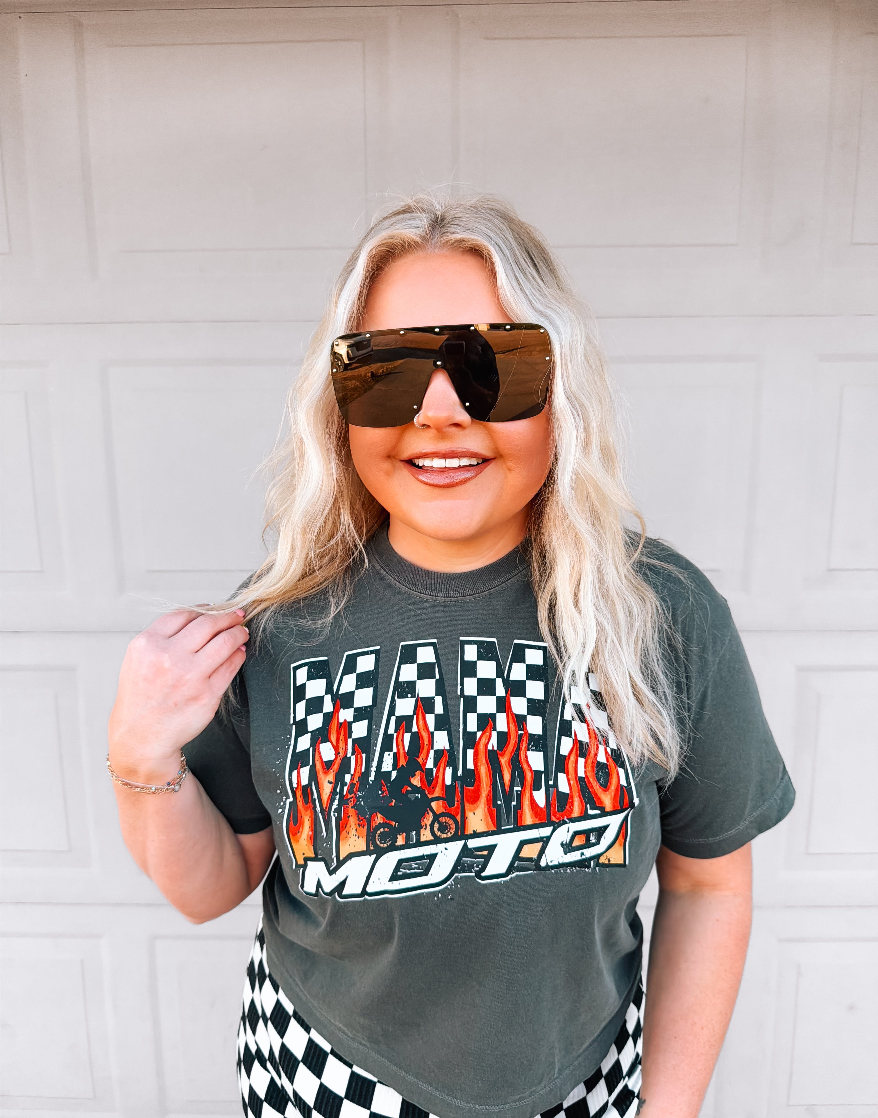 Moto Mama | Comfort Color Crop Tee- Pepper