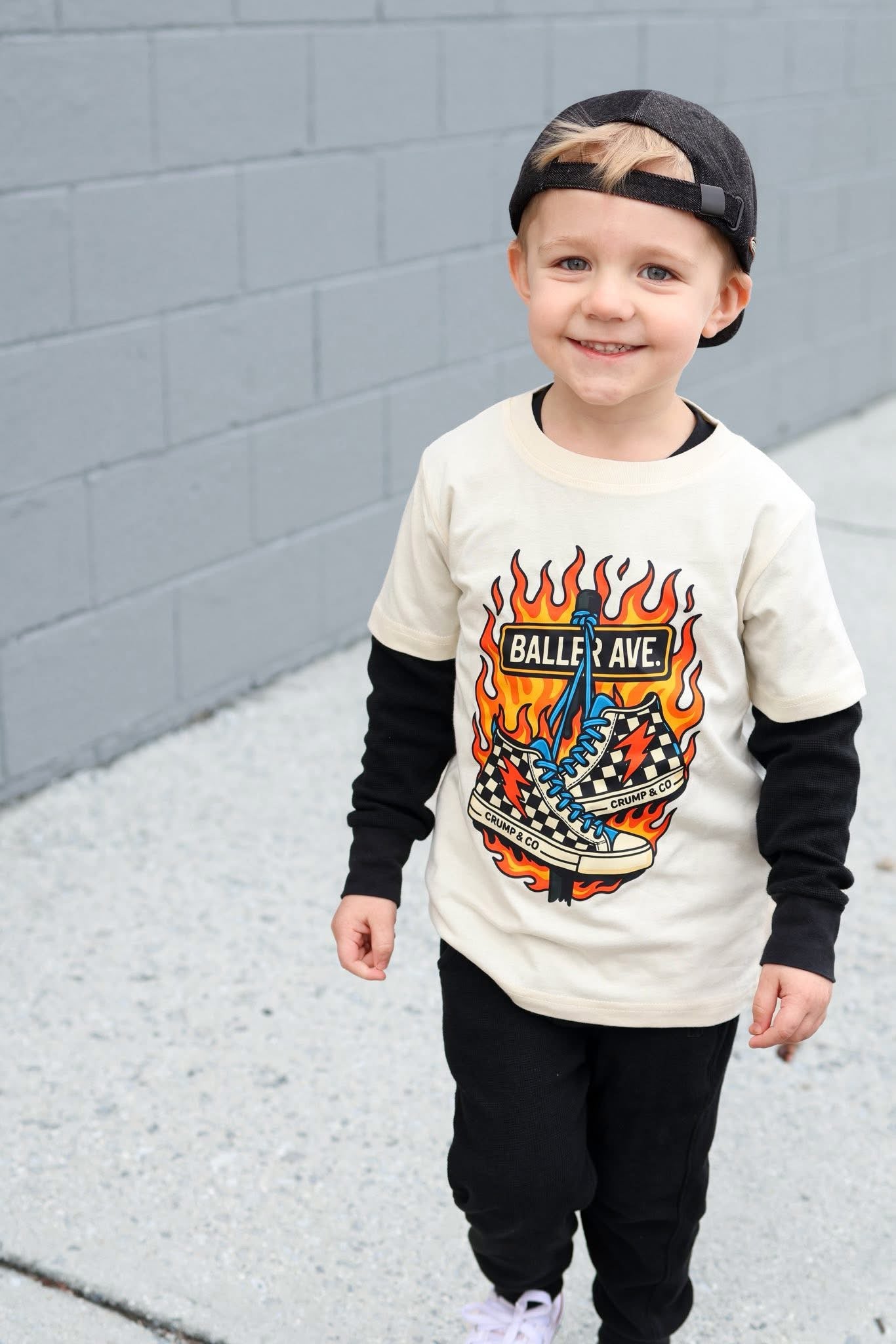 Baller Ave. | Ivory Graphic T-Shirt