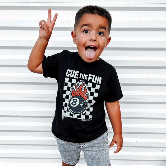 Cue The Fun | Black Graphic T-shirt