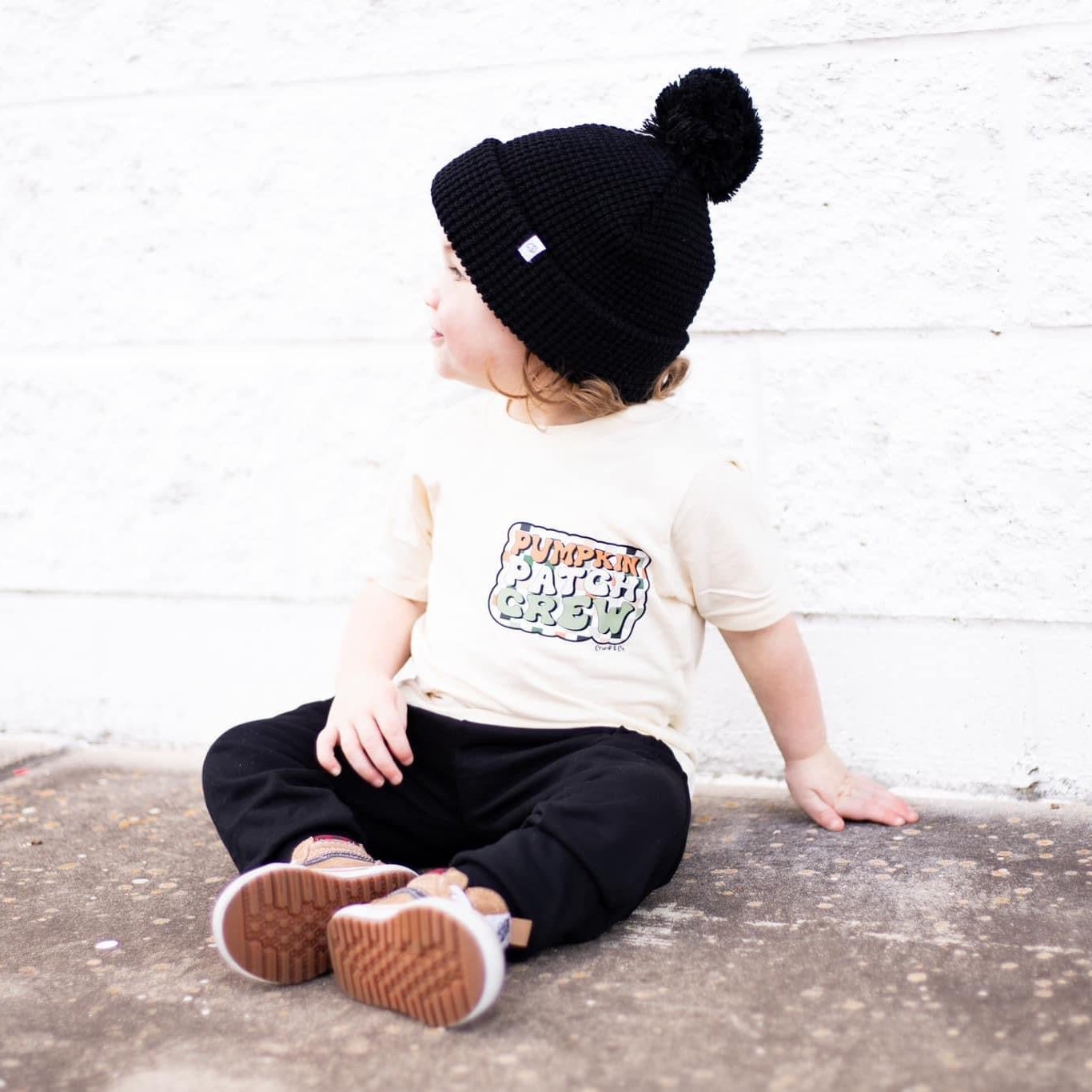 Pumpkin Patch Crew | Ivory Graphic T-Shirt