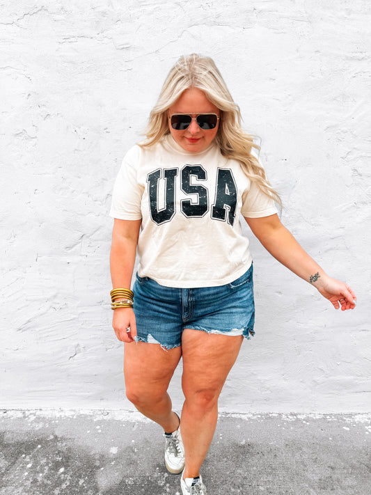 USA | Comfort Color Crop Tee- Ivory