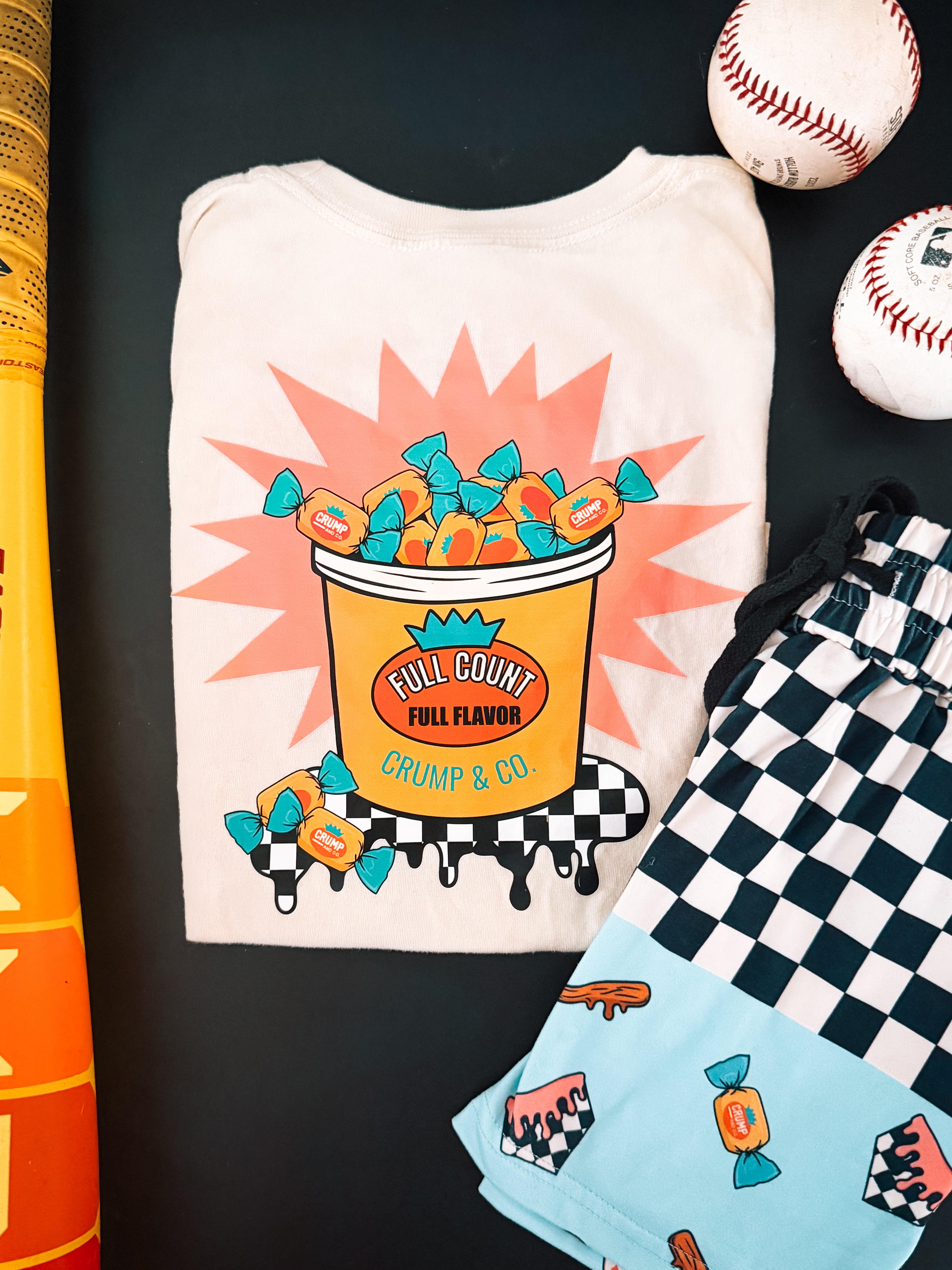 Bubble Gum Bucket| Ivory Graphic T-Shirt