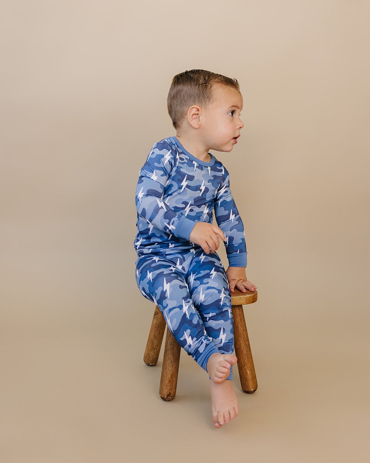 Bamboo Two Piece Set | Blue Camo Bolts