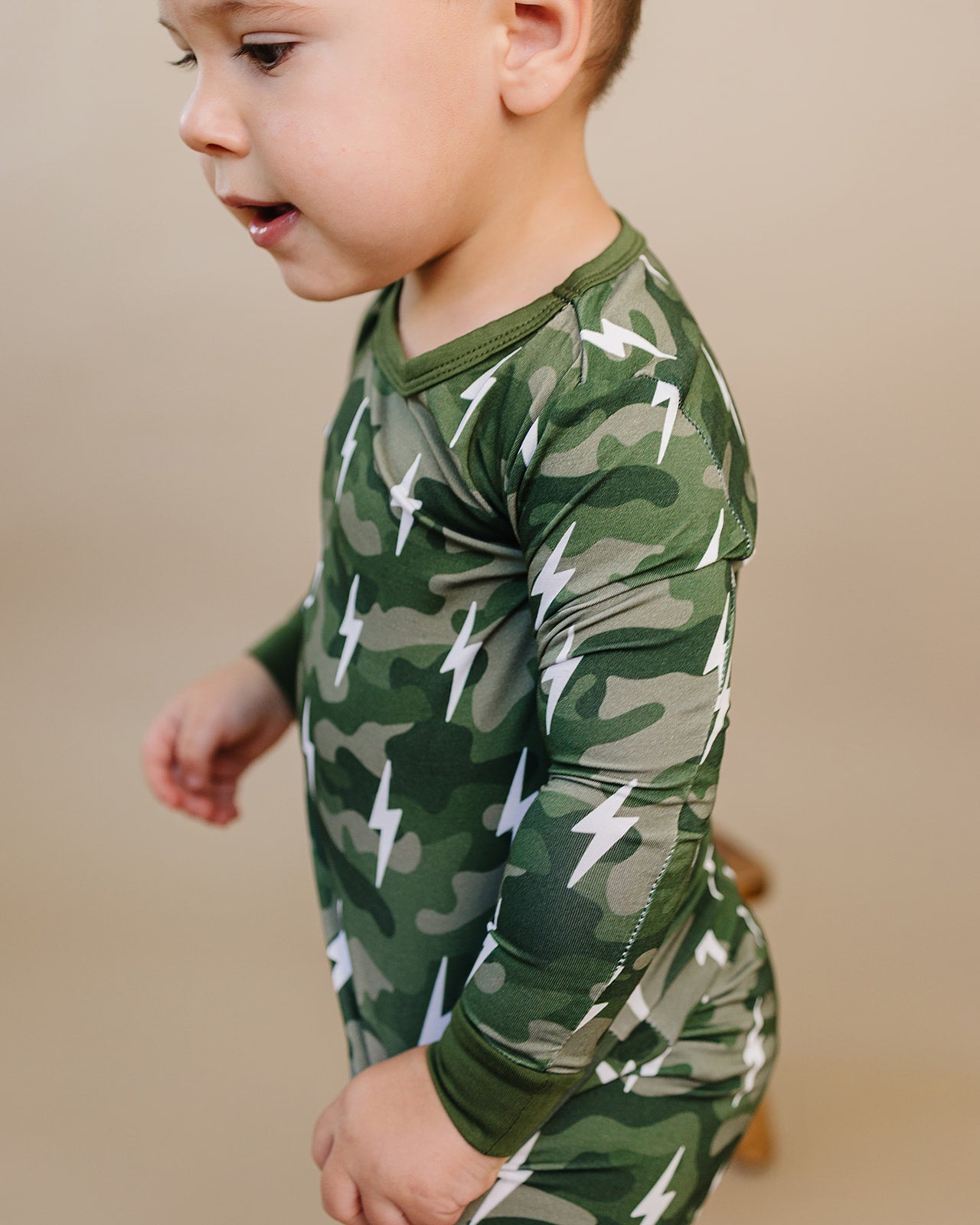 Bamboo Two Piece Set | Green Camo Bolts